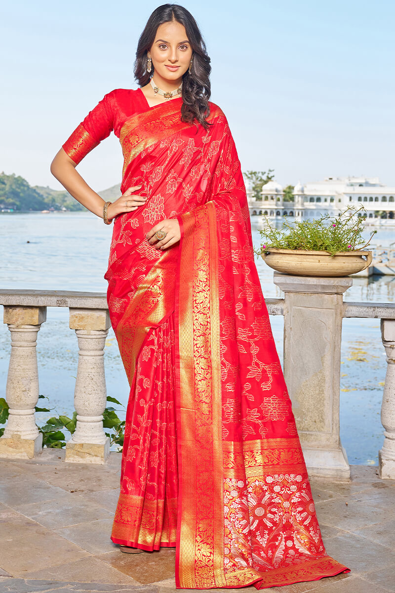 Desiring Red Kanjivaram Silk Saree With Supernal Blouse Piece - Colorful Saree