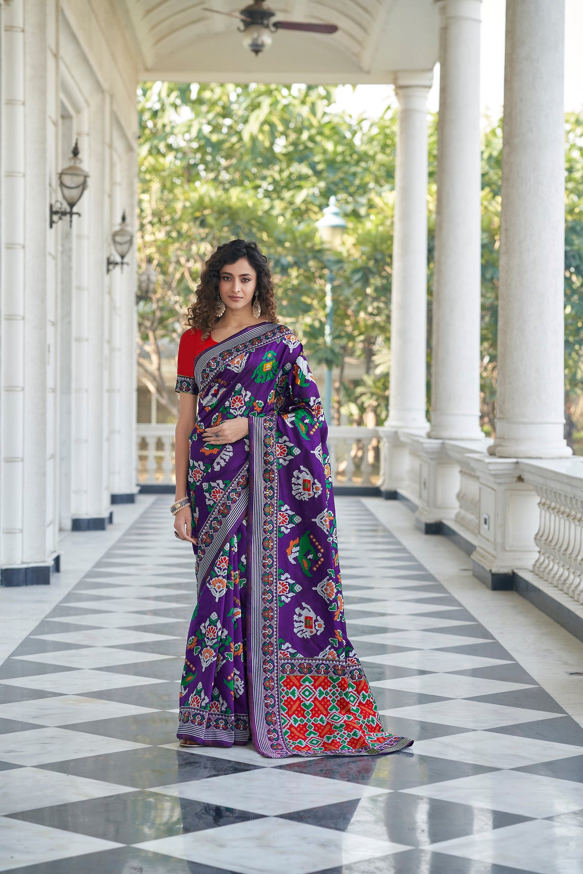 Delightful Purple Weaving Patola Silk Wedding Wear Saree - Colorful Saree