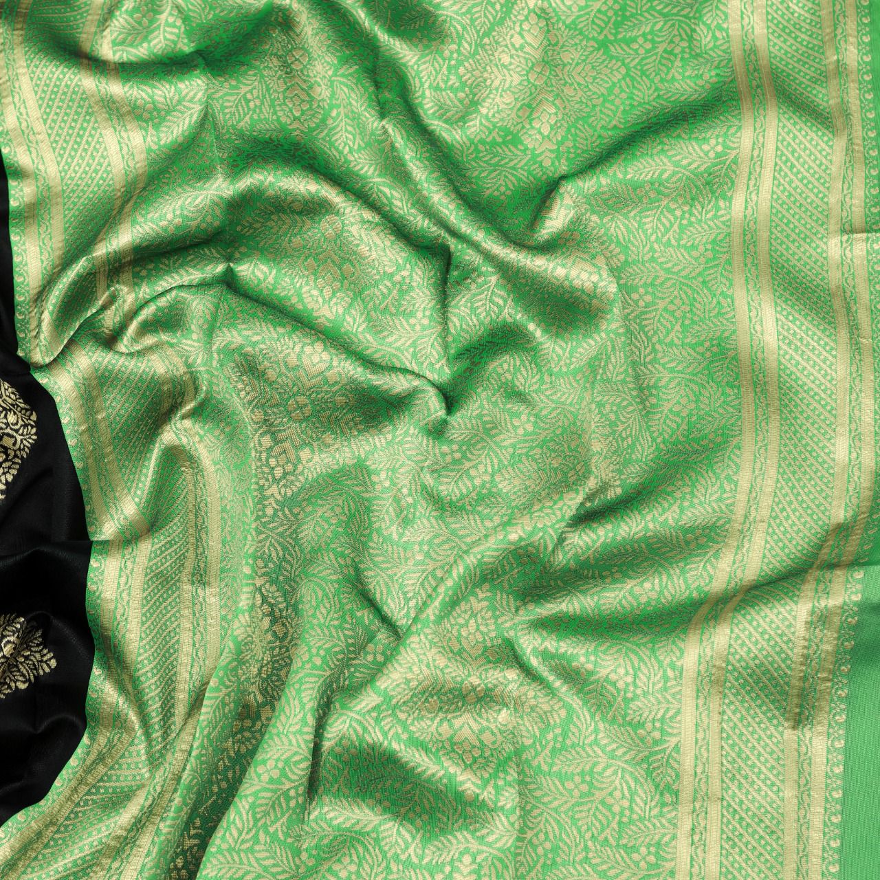 Quintessential Black Soft Silk Saree With Attractive Blouse Piece - Colorful Saree
