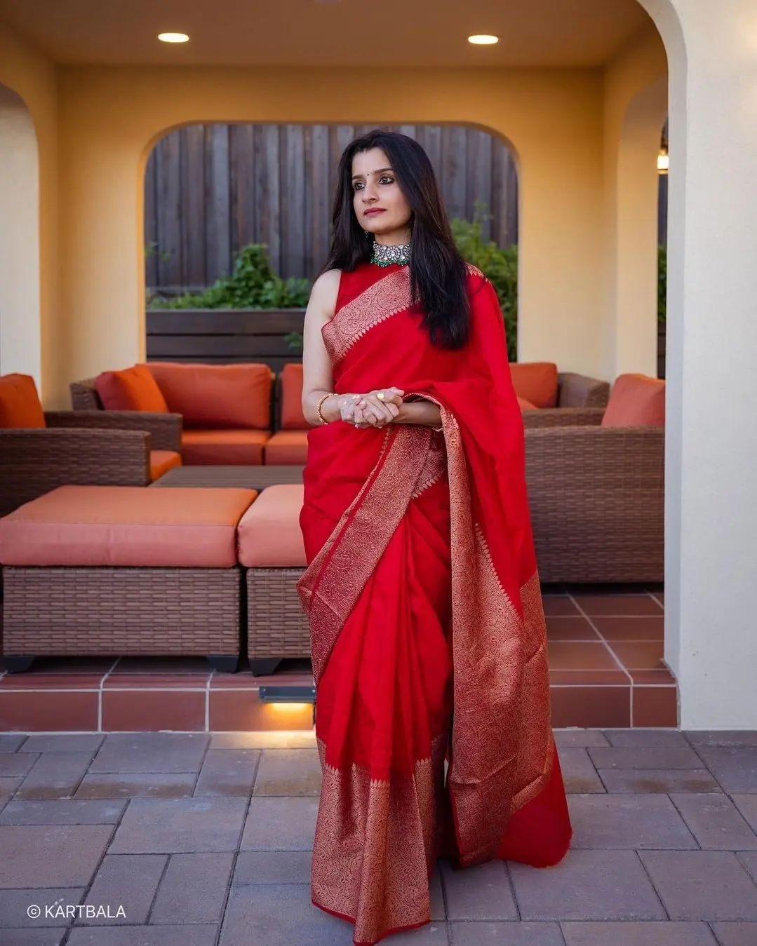 Adorning Red Soft Silk Saree With Unequalled Blouse Piece - Colorful Saree