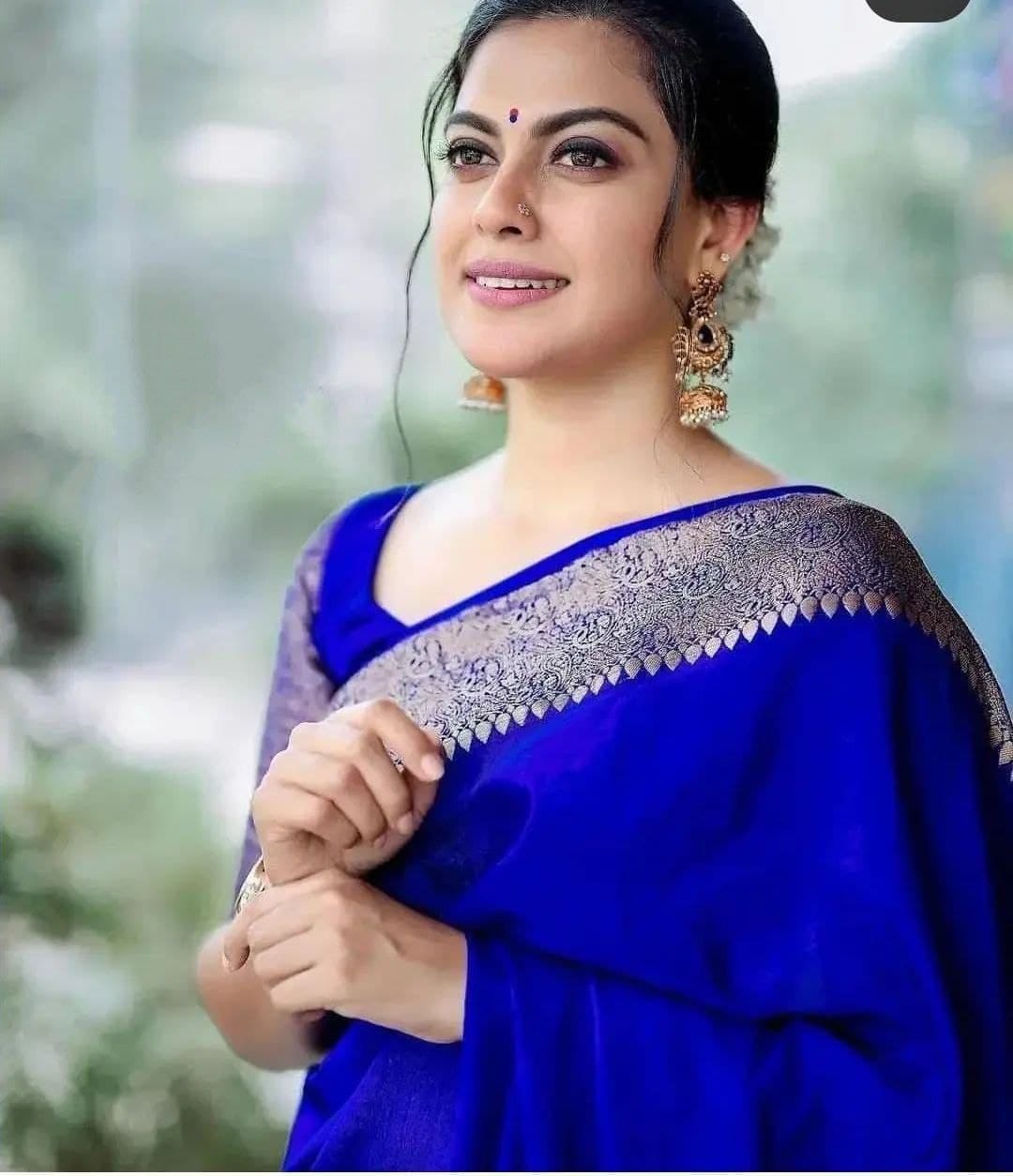 Adoring Royal Blue Soft Silk Saree With Bucolic Blouse Piece - Colorful Saree