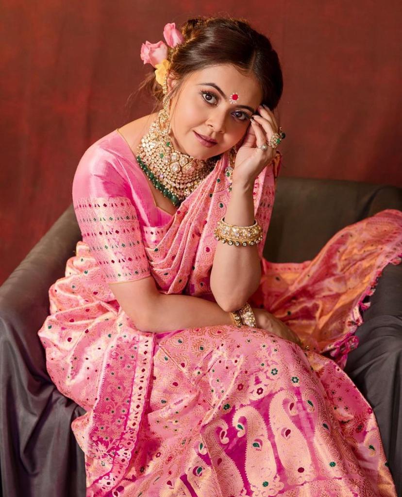 Propinquity Pink Soft Silk Saree With Flaunt Blouse Piece - Colorful Saree