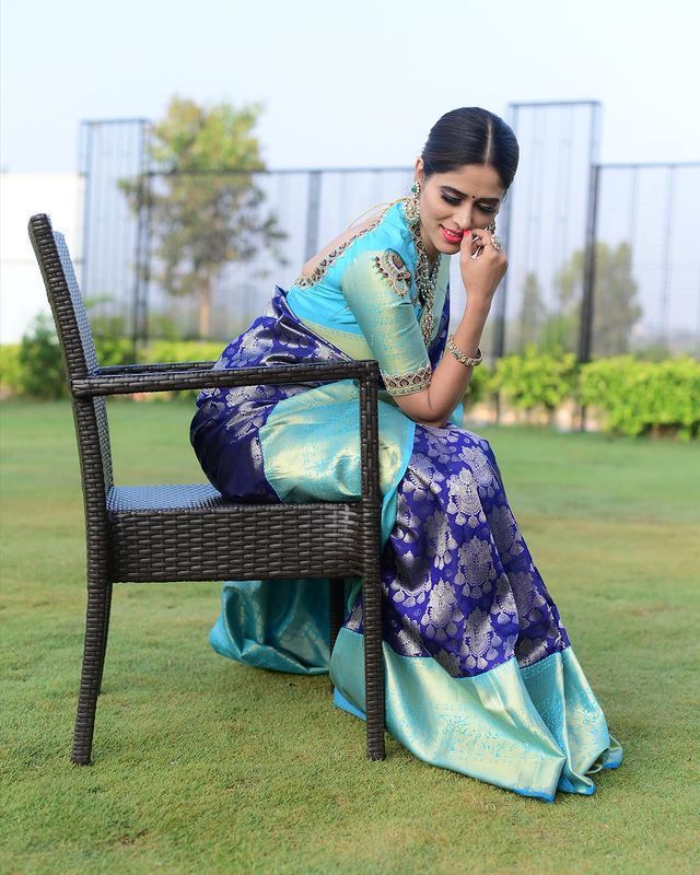 Extraordinary Blue Soft Banarsi Silk Saree With Glorious Blouse Piece - Colorful Saree