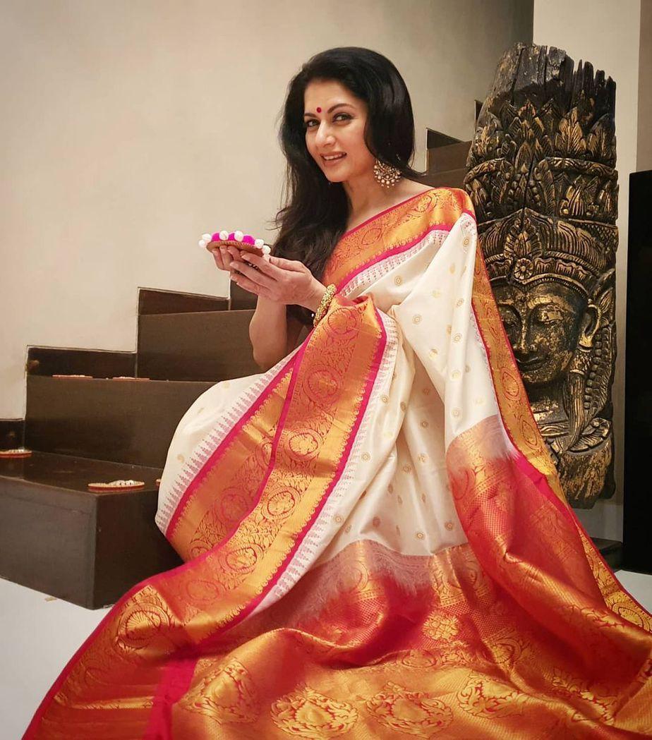 Admirable Beige Soft Banarasi Silk Saree With Unique Blouse Piece - Colorful Saree