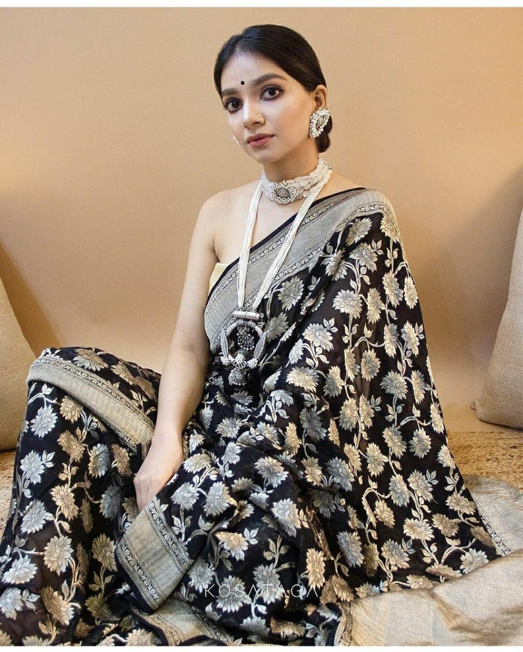 Murmurous Black Soft Banarasi Silk Saree With Opulent Blouse Piece - Colorful Saree