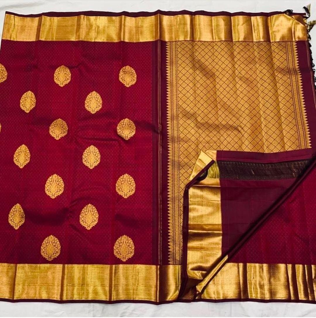 Blooming Maroon Soft Banarasi Silk Saree With Lissome Blouse Piece - Colorful Saree