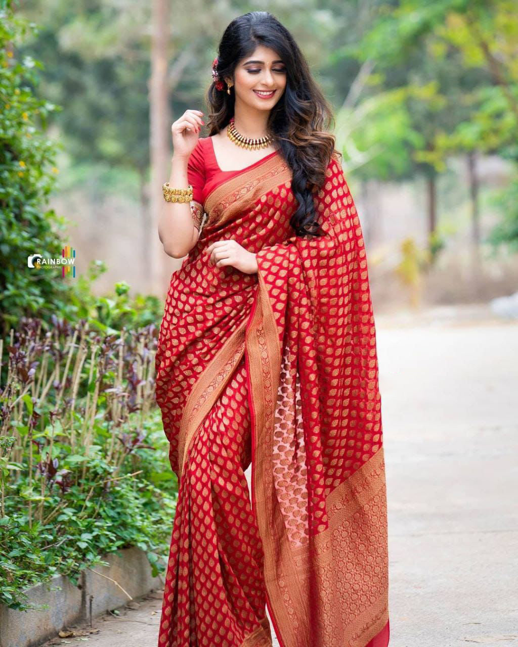 Ratatouille Red Soft Silk Saree With Unique Pink Blouse Piece - Colorful Saree