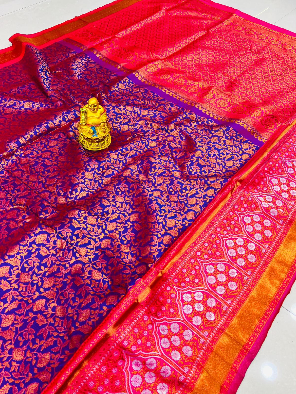 Charming Royal Blue Kanjivaram Silk Saree With Staggering Blouse Piece - Colorful Saree