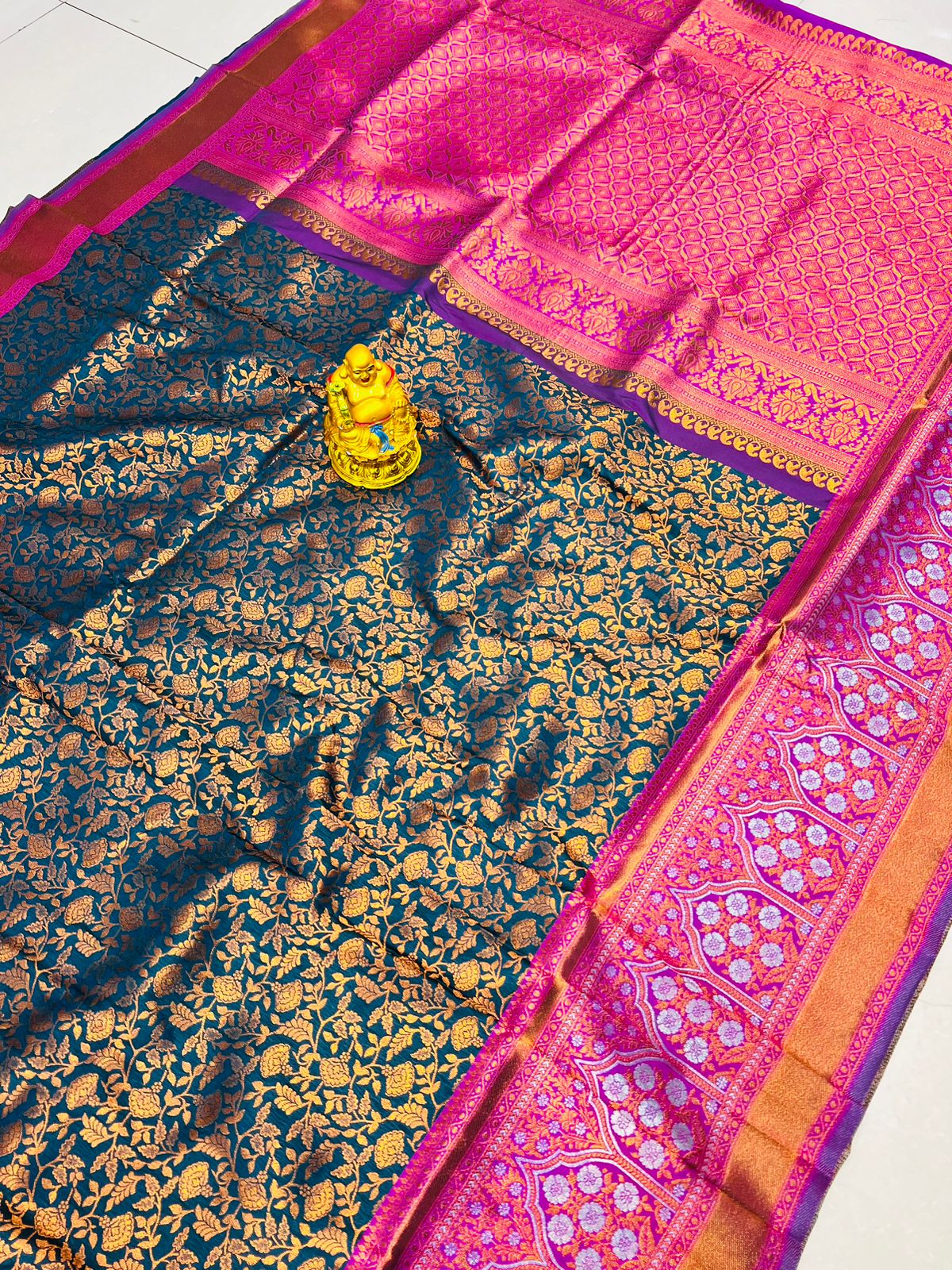 Jazzy Navy Blue Kanjivaram Silk Saree With Dissemble Blouse Piece - Colorful Saree