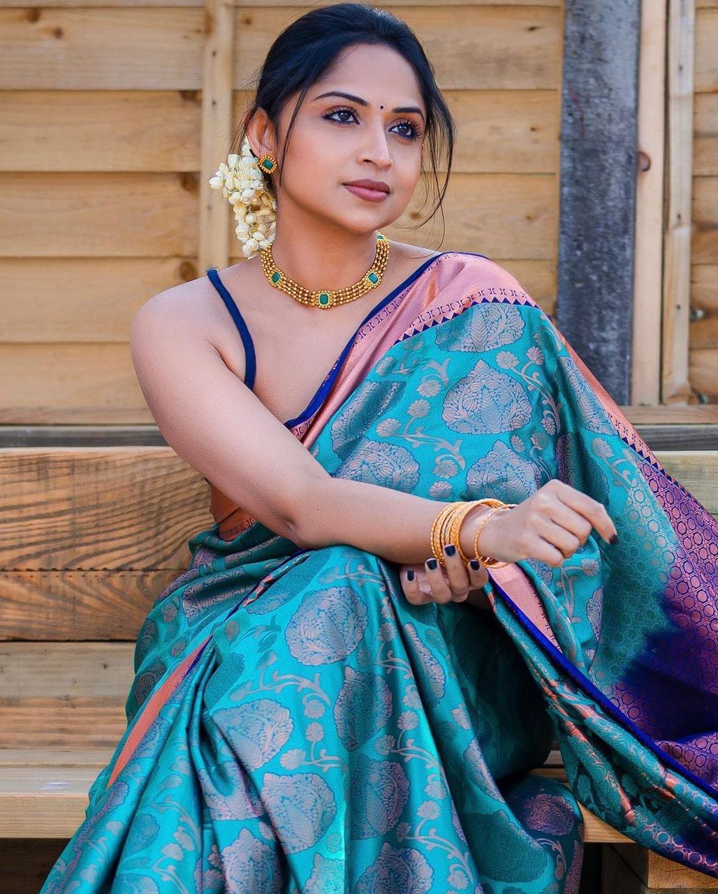 Lassitude Rama Soft Silk Saree With Unequalled Blouse Piece - Colorful Saree