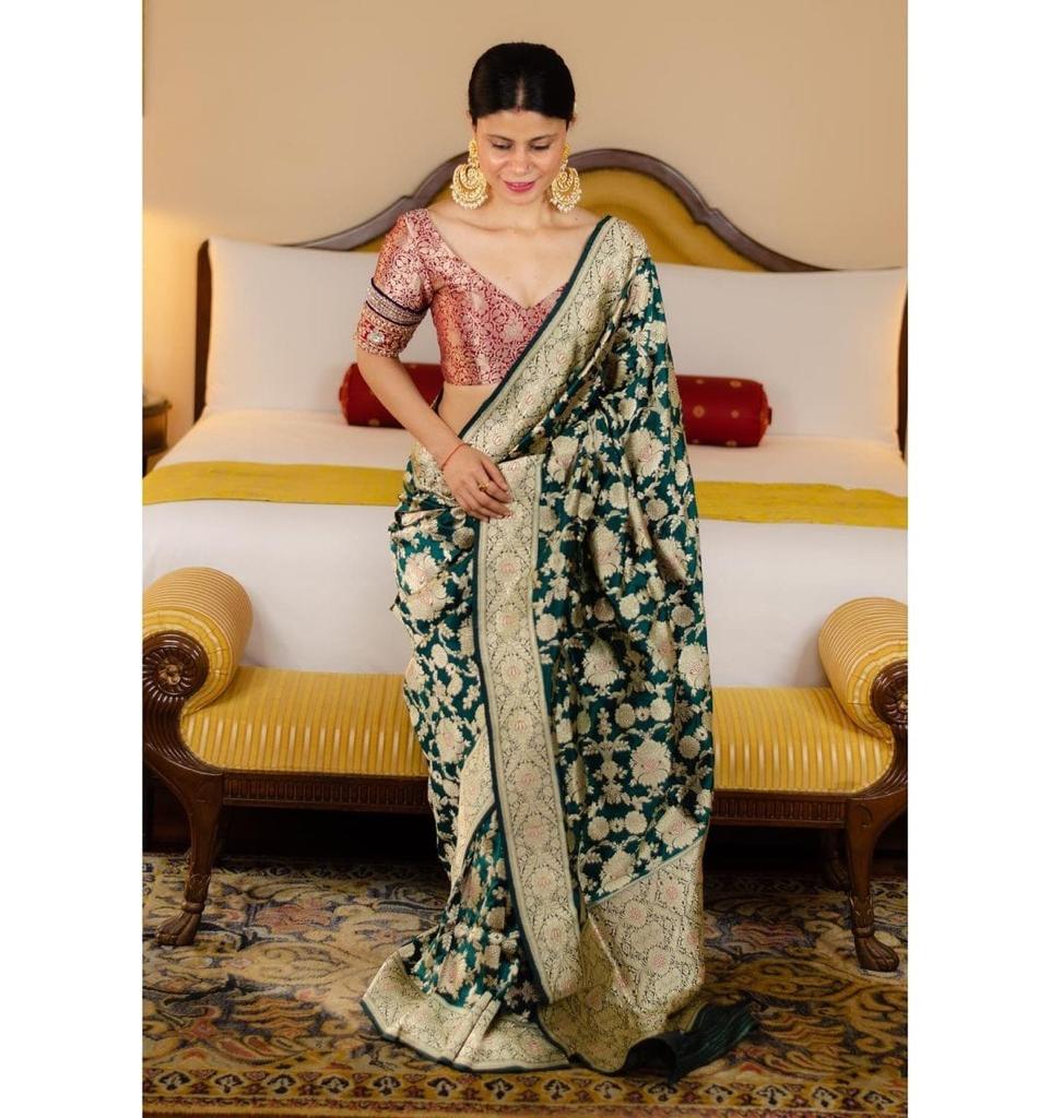 Inspiring Green Soft Banarasi Silk Saree With Classic Blouse Piece - Colorful Saree