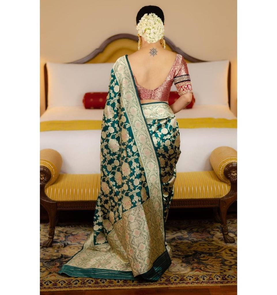 Inspiring Green Soft Banarasi Silk Saree With Classic Blouse Piece - Colorful Saree