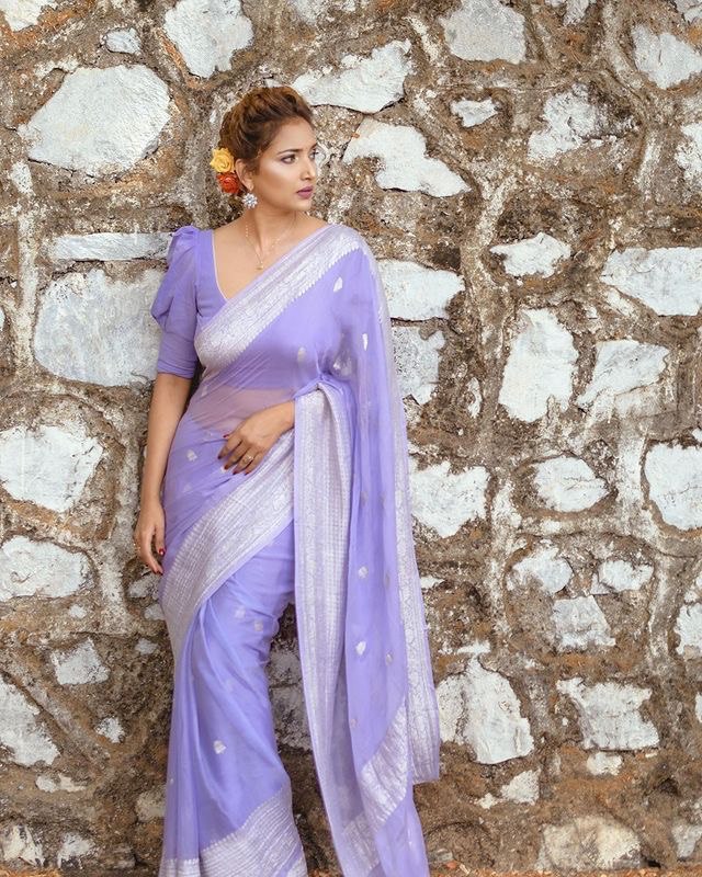 Brood Lavender Linen Silk Saree With Felicitous Blouse Piece - Colorful Saree