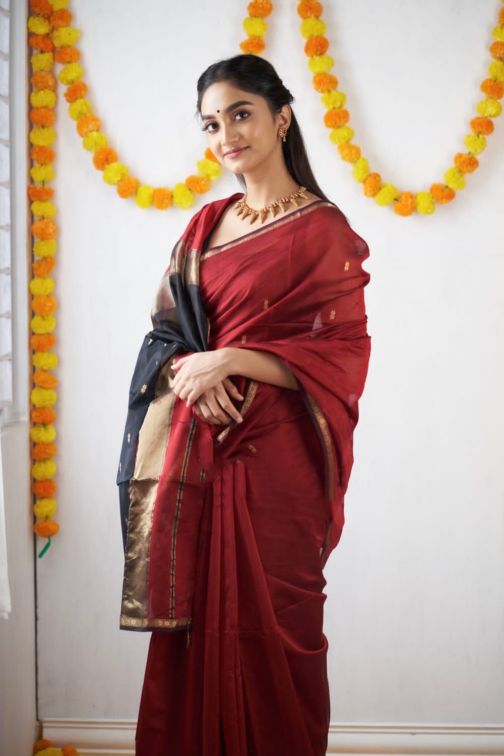 Engaging Red Cotton Silk Saree With Redolent Blouse Piece - Colorful Saree