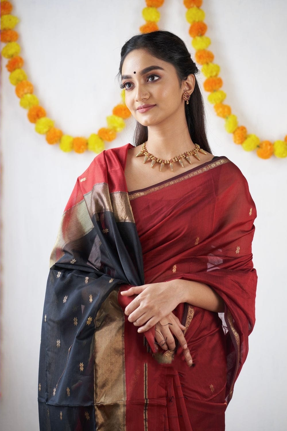 Engaging Red Cotton Silk Saree With Redolent Blouse Piece - Colorful Saree