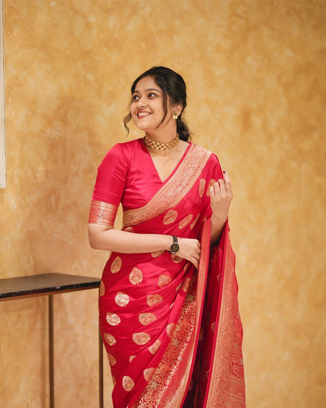 Engrossing Red Soft Silk Saree With Classic Blouse Piece - Colorful Saree