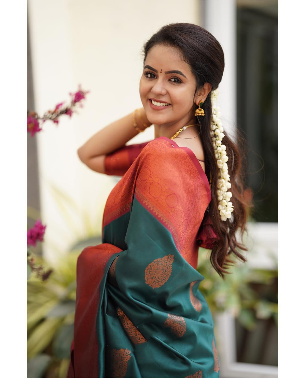 Imbrication Rama Soft Silk Saree With Artistic Blouse Piece - Colorful Saree