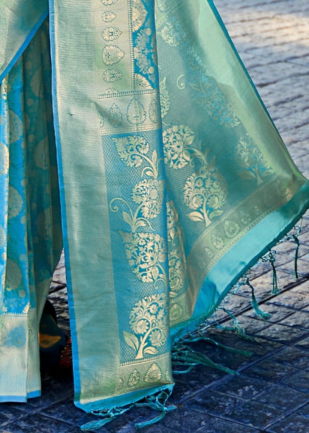 Sky Blue Handloom Weave Kanjivaram Silk Saree - Colorful Saree