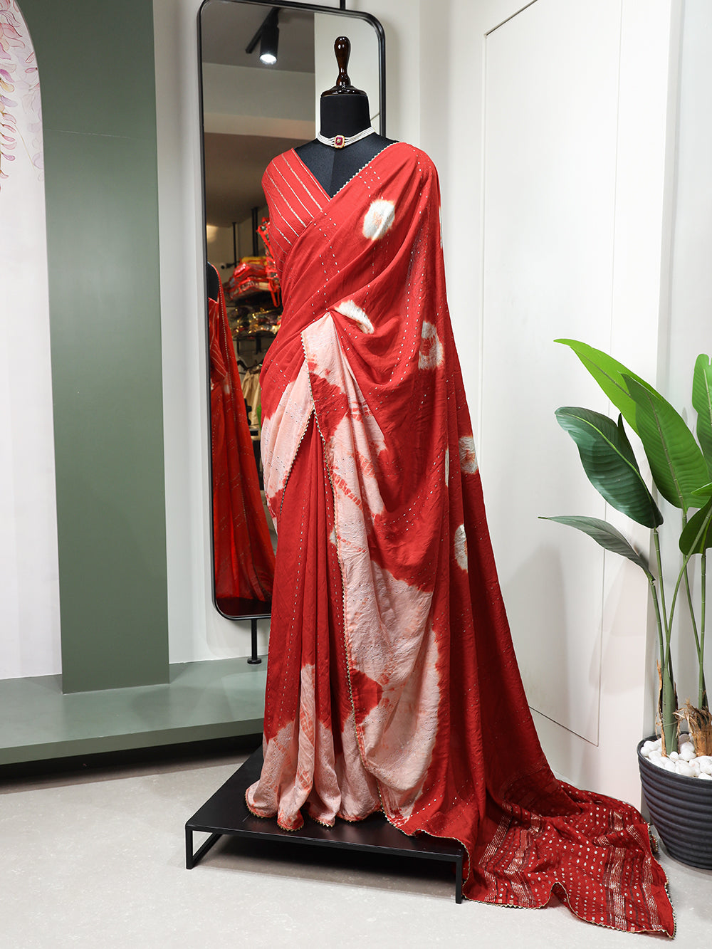 Find Amazing Bandhani and Shibori Sarees at Affordable Prices – The Thread  Weavers